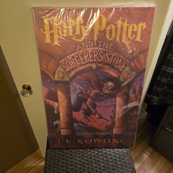 LAST ONE! Harry Potter and the Sorcerer's Stone Stretched Canvas Print  30"x20" - Picture 3 of 3